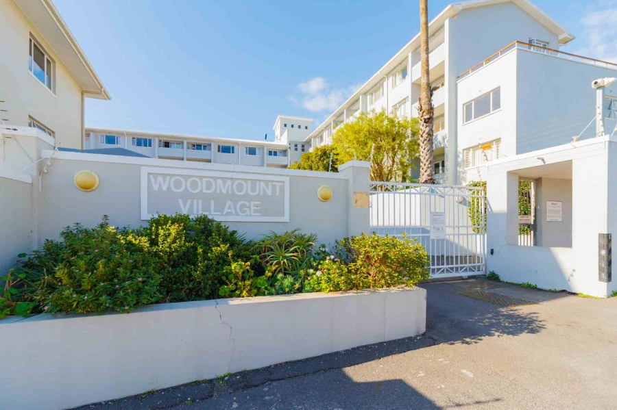 2 Bedroom Property for Sale in Woodstock Western Cape